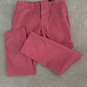 Men’s Vineyard Vines golf pants